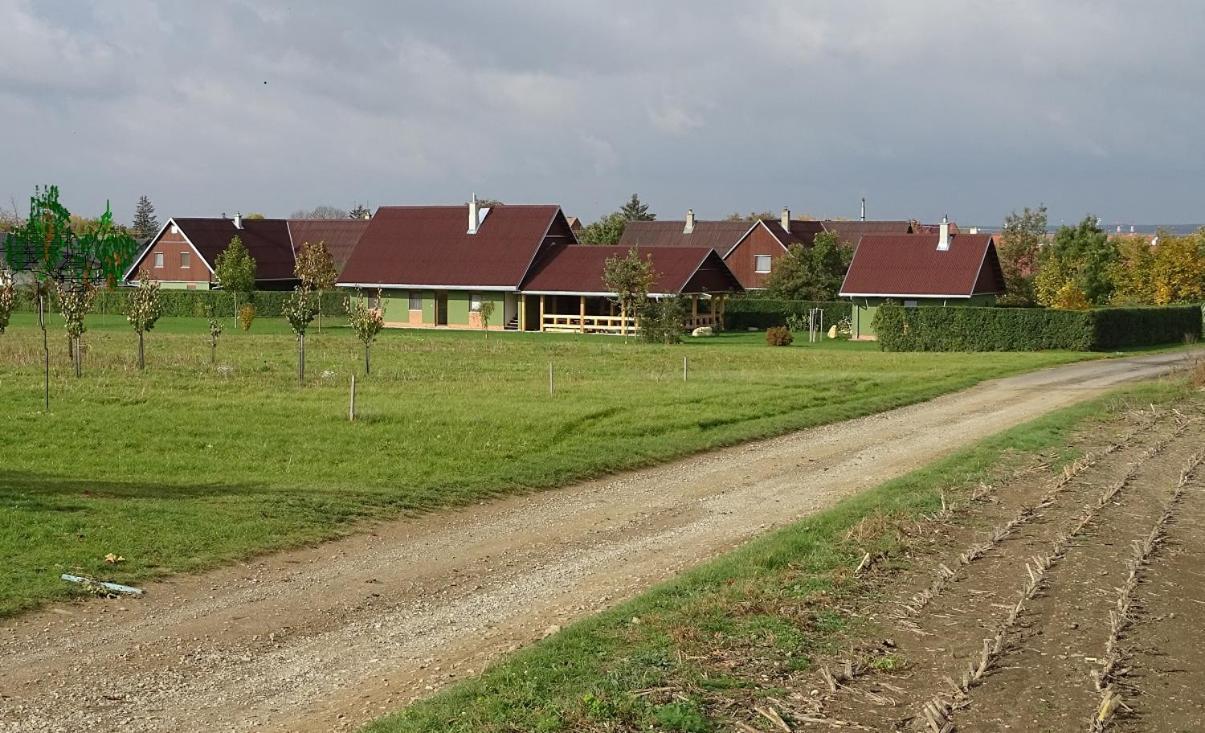 Penzion Pod Vapenkami Strážnice Dış mekan fotoğraf